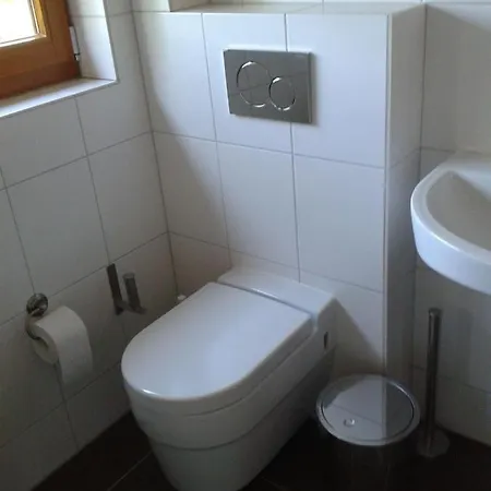 Wuil01103-fewo-pyramidenfenster